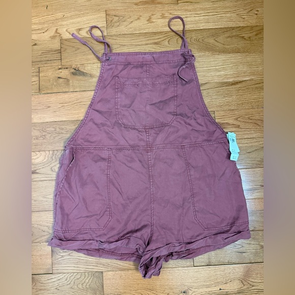 Abercrombie & Fitch Pants - Abercrombie & Fitch NWT Romper